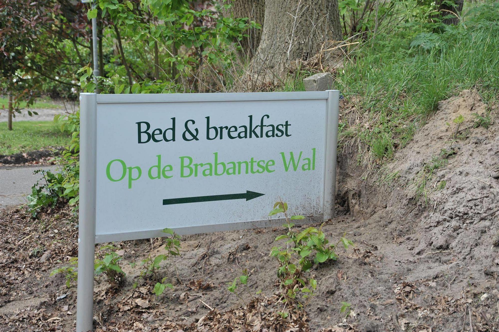 B&B Op De Brabantse Wal Halsteren Esterno foto